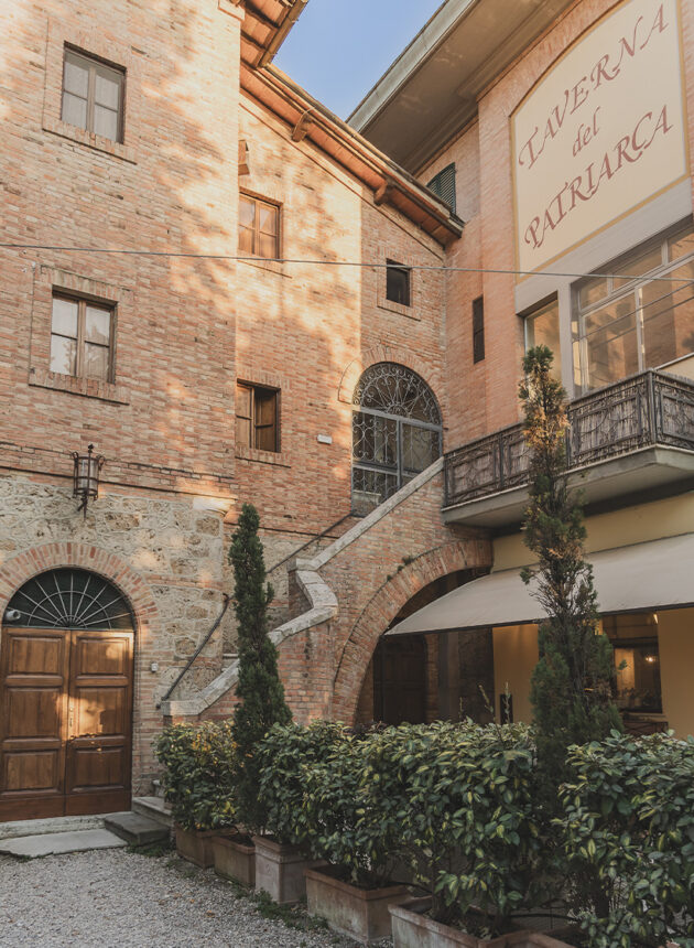 Taverna-2